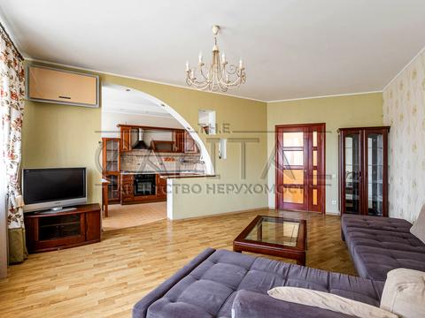 квартира за адресою Микільсько-Слобідська вул., 2-Б