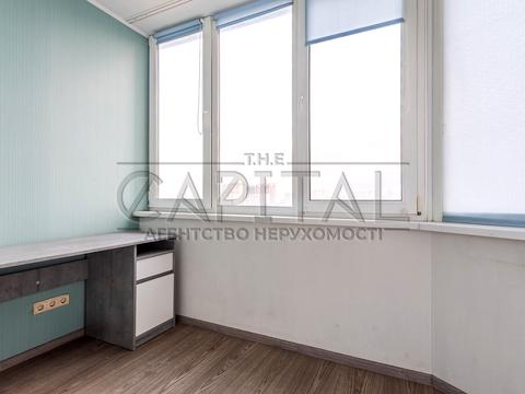 квартира за адресою Микільсько-Слобідська вул., 2-Б