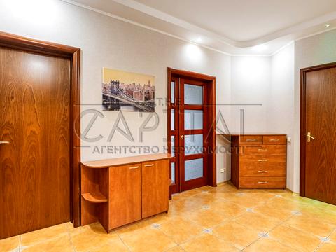 квартира за адресою Микільсько-Слобідська вул., 2-Б