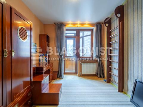 квартира за адресою Євгена Коновальця вул. (Щорса), 32-В