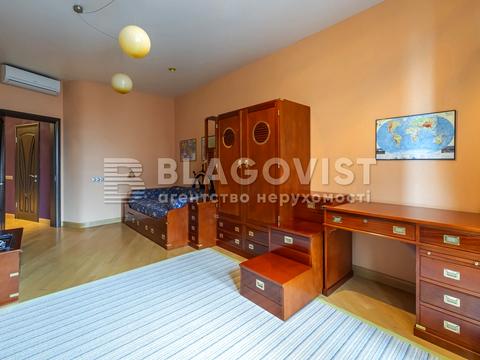 квартира за адресою Євгена Коновальця вул. (Щорса), 32-В