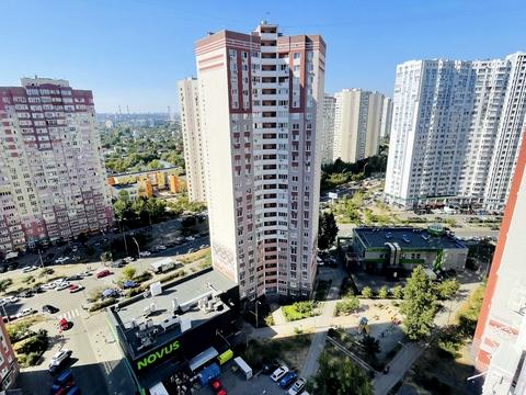 квартира за адресою Софії Русової вул., 1-Б