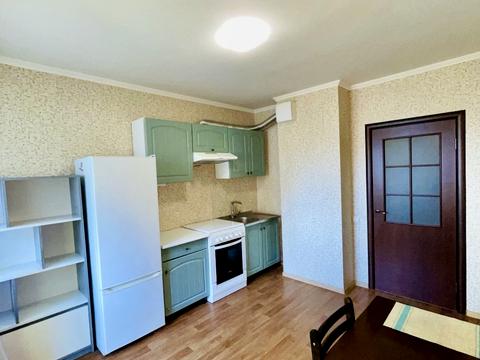 квартира за адресою Софії Русової вул., 1-Б