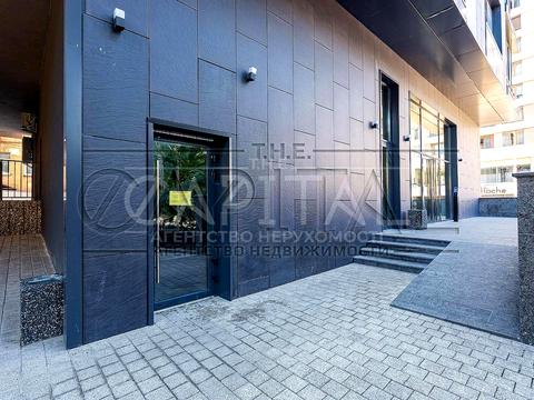 комерційна за адресою Паньківська вул., 20/82