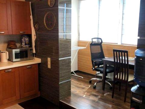 квартира за адресою Михайла Максимовича вул. (Онуфрія Трутенка), 9-Б