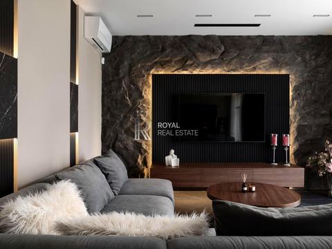 будинок за адресою смт. Козин, Лобановського вул., 1