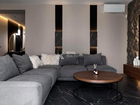 будинок за адресою смт. Козин, Лобановського вул., 1