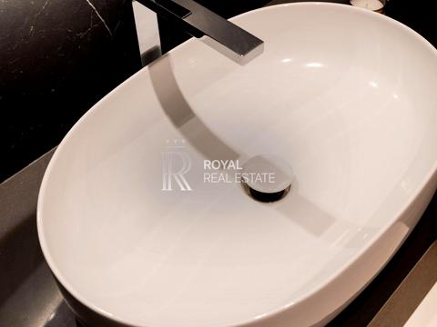 будинок за адресою смт. Козин, Лобановського вул., 1