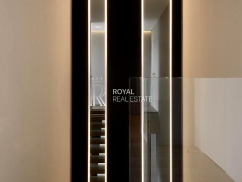 будинок за адресою смт. Козин, Лобановського вул., 1