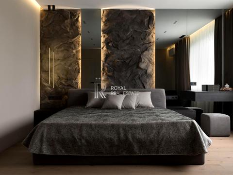 будинок за адресою смт. Козин, Лобановського вул., 1