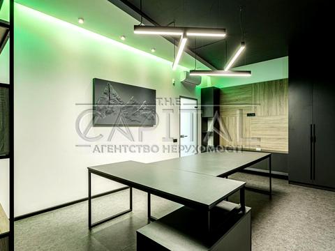 комерційна за адресою Київ, Паньківська вул., 20/82