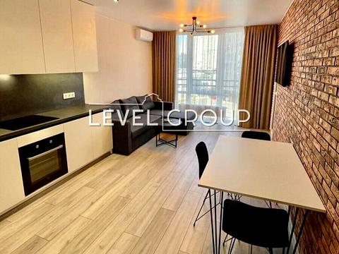 квартира за адресою Дніпровська набережна вул., 18-Б