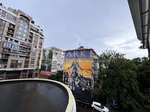 квартира за адресою Золотоустівська вул., 25