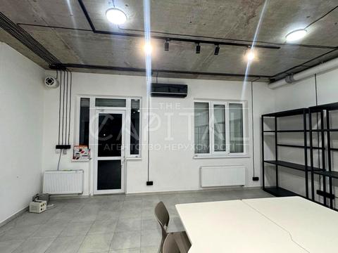 комерційна за адресою Жамбила Жабаєва вул. (Кузьминська), 22