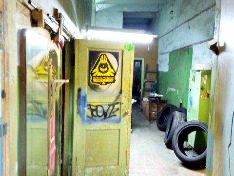 комерційна за адресою Миколи Василенка вул., 4