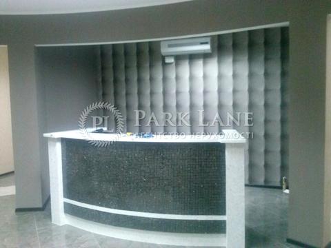 коммерческая по адресу Кловский спуск, 7