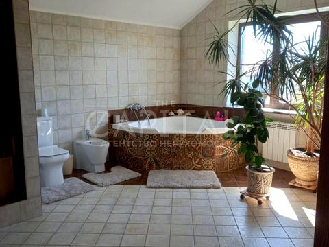 будинок за адресою Валова вул.