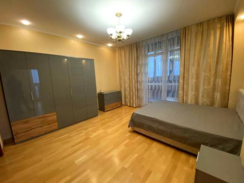 квартира за адресою Андрія Верхогляда вул. (Михайла Драгомирова), 5