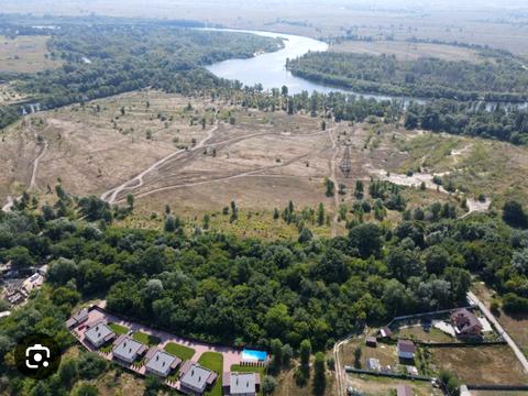 ділянка за адресою с. Новосілки, Шевченка, 1