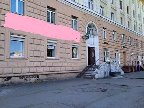 комерційна за адресою Дмитра Яворницького просп. (Карла Маркса), 121а