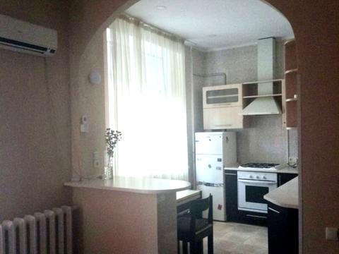 квартира за адресою Лаврська вул. (Січневого Повстання), 6