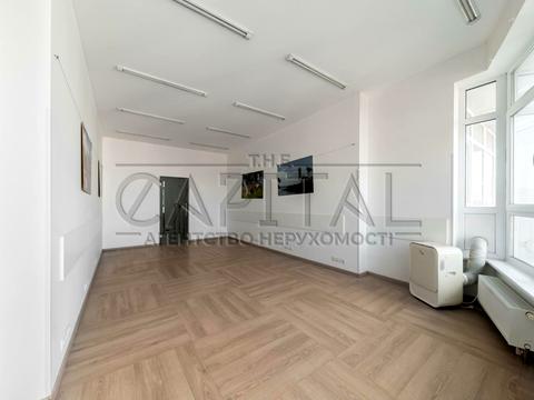 комерційна за адресою Кловський узвіз (Кловський), 7