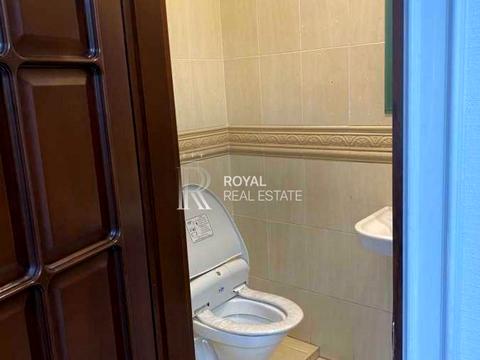 коммерческая по адресу Леси Украинки бульв., 6