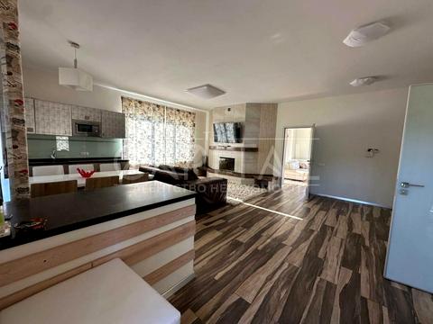 дом по адресу Космонавтів