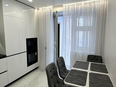 квартира за адресою Генерала М. Тарнавського пров., 8