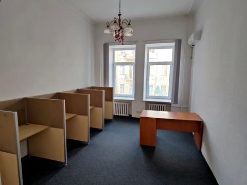 комерційна за адресою Євгена Чикаленка вул. (Пушкінська), 10в