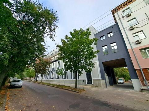коммерческая по адресу Лондонська ул. (Пітерська), 5