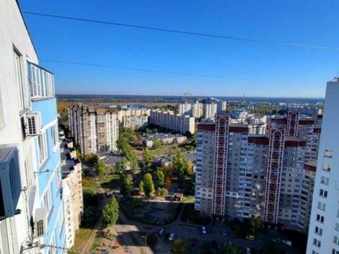 комерційна за адресою Червоної Калини просп. (Володимира Маяковського), 70