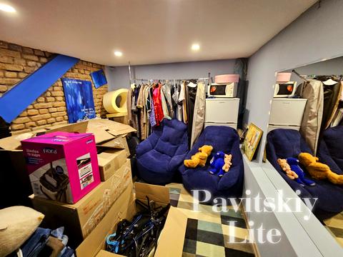 комерційна за адресою Заньковецької вул., 8