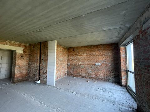 квартира за адресою Довбуша вул., 5