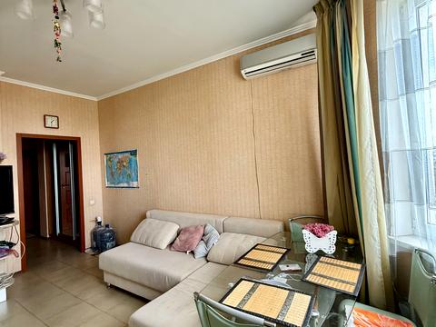 квартира за адресою Середньофонтанська вул., 19б