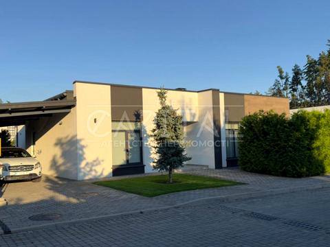 будинок за адресою привітна