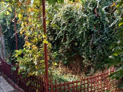будинок за адресою 32-га Лінія вул., 1
