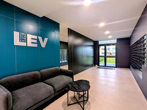 квартира по адресу Героїв Крут ул., 4