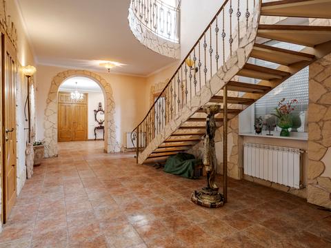 будинок за адресою виноградна, 2