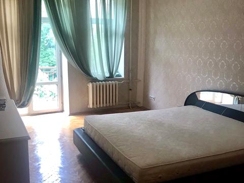 квартира по адресу Академика Янгеля ул., 2