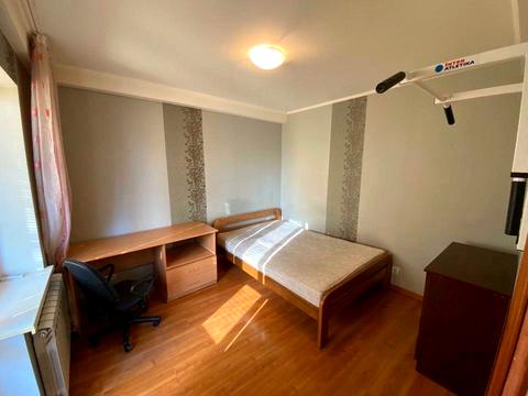 квартира за адресою Йорданська вул. (Лайоша Гавро), 4