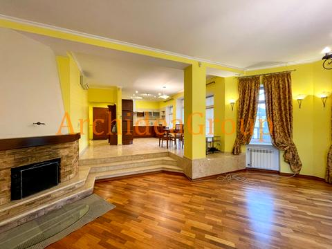 квартира за адресою Локомотивна вул., 1