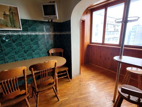 квартира по адресу Ревуцкого ул., 42-А