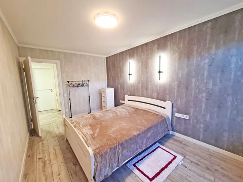 квартира за адресою Зої Гайдай вул., 12