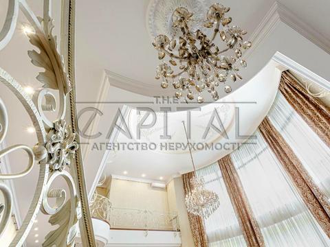 будинок за адресою Козин
