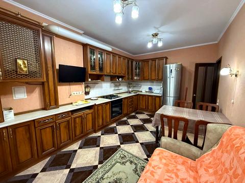 квартира за адресою Щаслива, 10