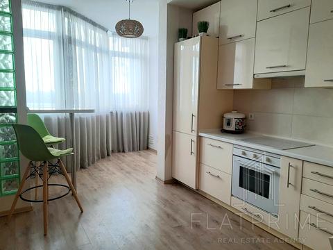 квартира за адресою Миколи Бажана просп., 8-Б