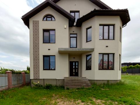 будинок за адресою Українська, 32
