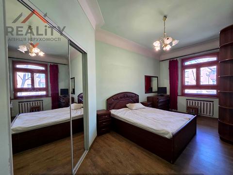 квартира за адресою Сергія Нігояна просп. (Калініна), 27