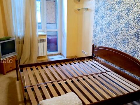квартира за адресою Олександри Єфименко вул. (Добролюбова), 18